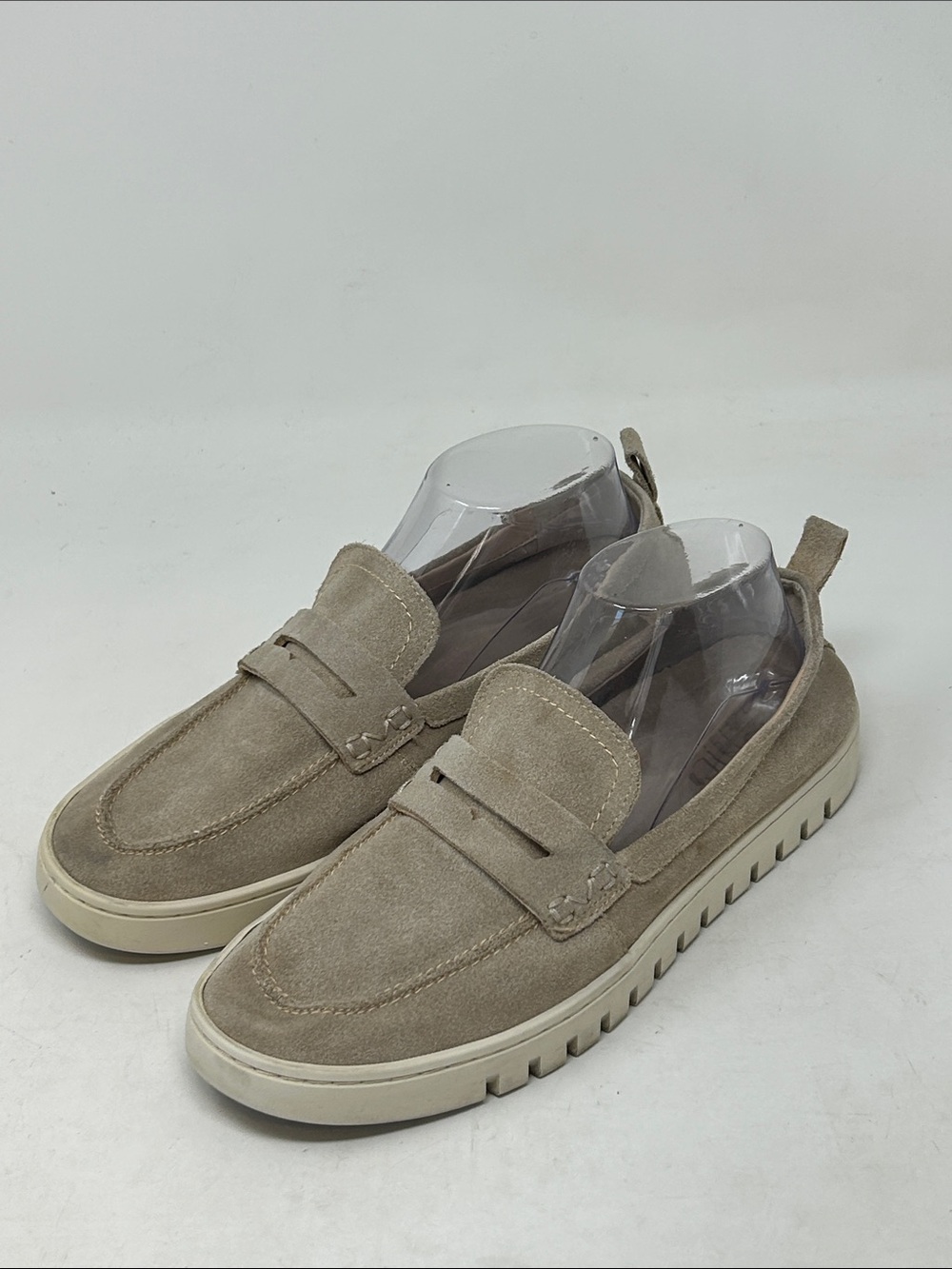 VIONIC Uptown Suede Penny Loafers in Sand Suede Women’s Size 9